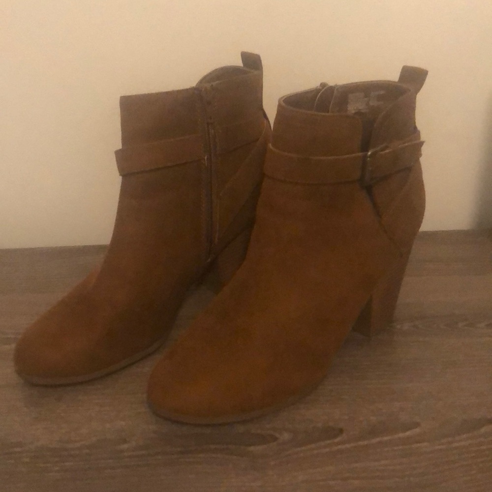 Brown boots size 11 never been worn